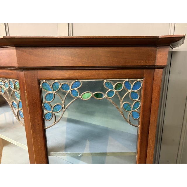 Brown Arts and Crafts Mahogany Display Cabinet, 1900s For Sale - Image 8 of 17