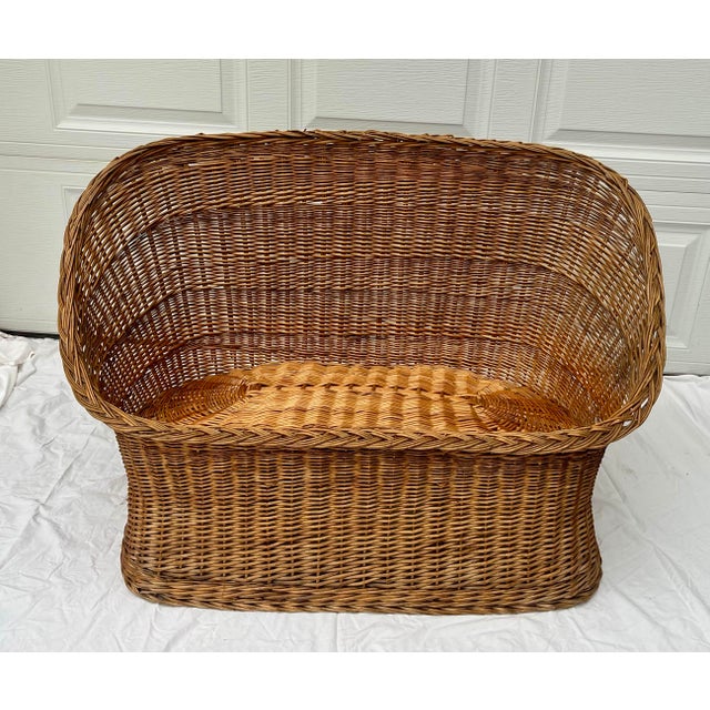 We just love a vintage sculptural wicker piece! The soft curve of the base, and minimal form is so lovely! Petite in size,...