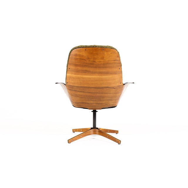 Olive Vintage Mid Century Plycraft Walnut George Mulhauser Lounge Chair— Mrs. Chair — Olive Bouclé For Sale - Image 8 of 13