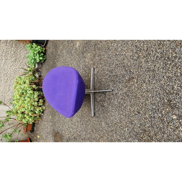 Egg Chair Model by Arne Jacobsen for Fritz Hansen, Denmark, 1990s For Sale - Image 12 of 13