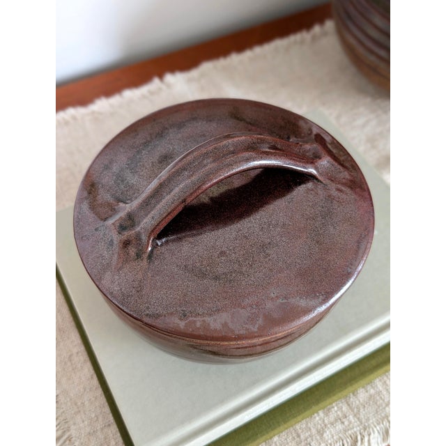 1950s Tenmoku Ceramic Lidded Pot by Henry Hammond, 1950s For Sale - Image 5 of 14