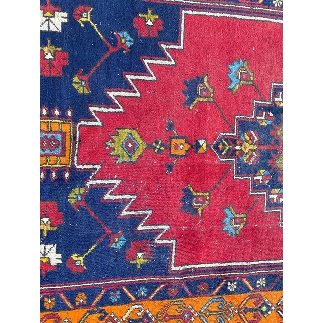 1950s Vintage Turkish Rug For Sale - Image 5 of 18