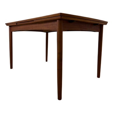 Danish Extendable Teak Dining Table For Sale