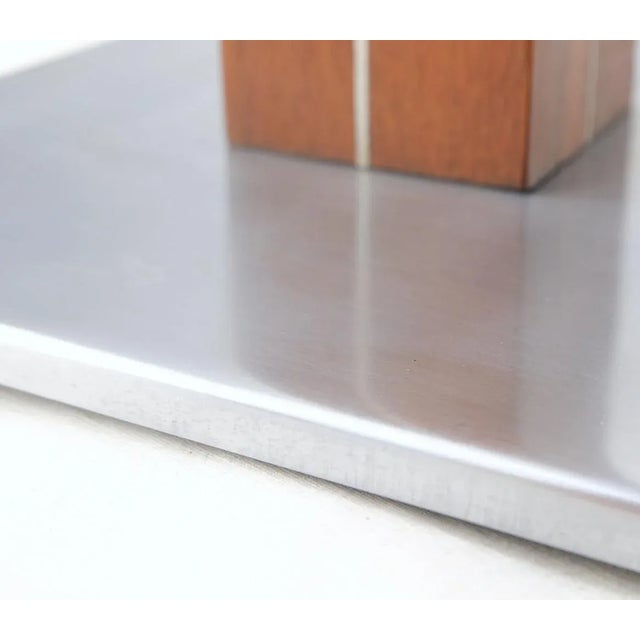 Mid 20th Century Pair Walter Von Nessen for Nessen Studios Walnut Inlaid Chrome Tower Table Lamp For Sale - Image 5 of 11