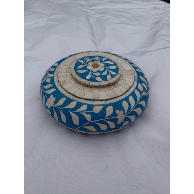 Bone Inlay Lidded Turquoise Box For Sale - Image 10 of 10