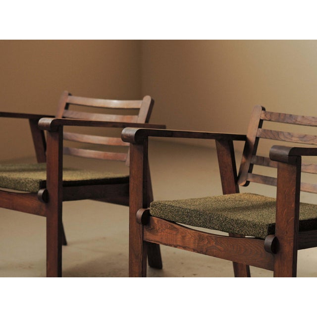French Modernist Reconstruction Oak Armchairs, 1940s, Set of 2 For Sale - Image 6 of 16