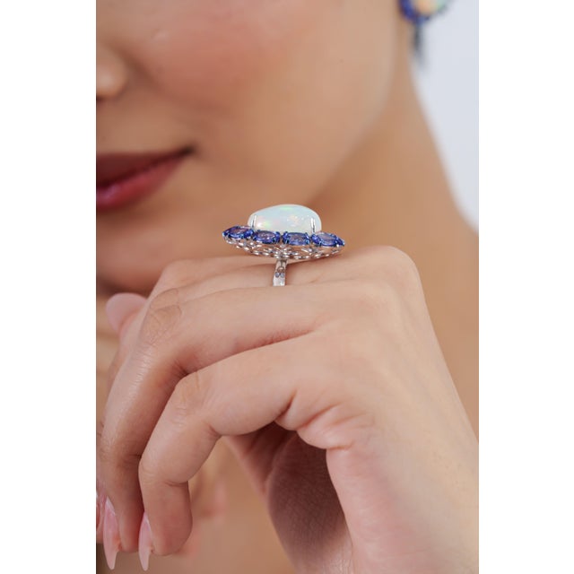 White 18k Gold Vintage 10.96 Carat Cocktail Ring Size 5 - Fire Opal & Royal Blue Sapphires For Sale - Image 8 of 18