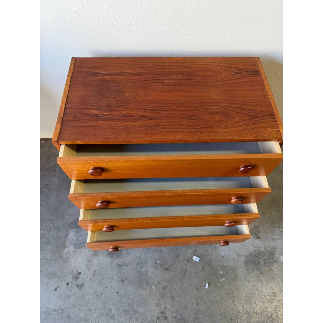 Wood Vintage Danish Teak Chest of Drawers – Mid Century Modern 4-Drawer Dresser, Denmark 1960s For Sale - Image 7 of 8