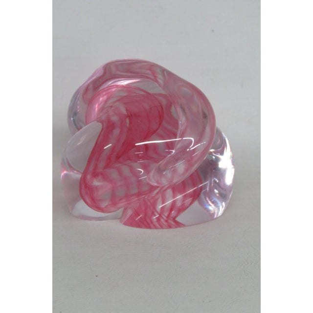 Large Mid Century Style Art Glass Paperweight Pink Swirl Clear Overlay 5193b For Sale - Image 13 of 13