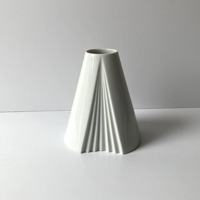1980s Rosenthal and Thomas Keramik White Porcelain Vases With Pleat Details - Set of Two For Sale - Image 11 of 12