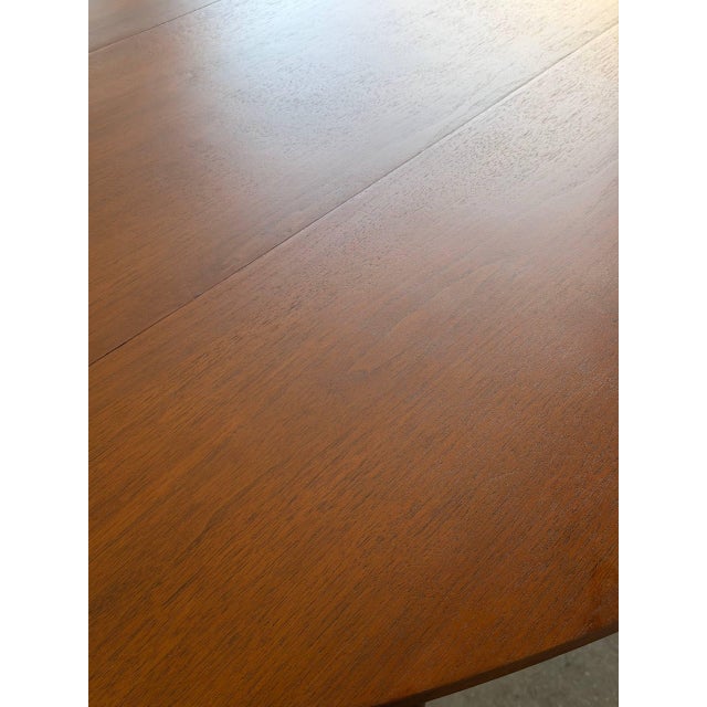 In Style of Henredon Walnut Extendable Oval Drop-Leaf Gateleg Dining Table Mid-Century Modern 1960s For Sale - Image 12 of 14