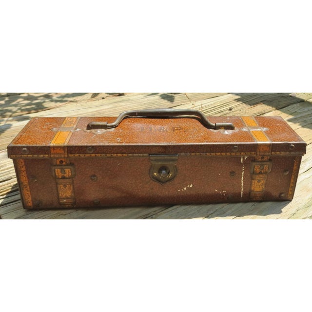 Early 20th Century Antique Huntley and Palmers Biscuit Tin For Sale In Washington DC - Image 6 of 6