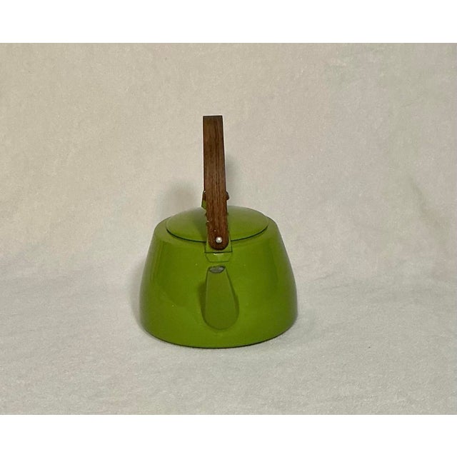 Vintage Enamel Teapot Kettle Avocado Green Made in Japan, C. 1950s-1970s For Sale - Image 4 of 12