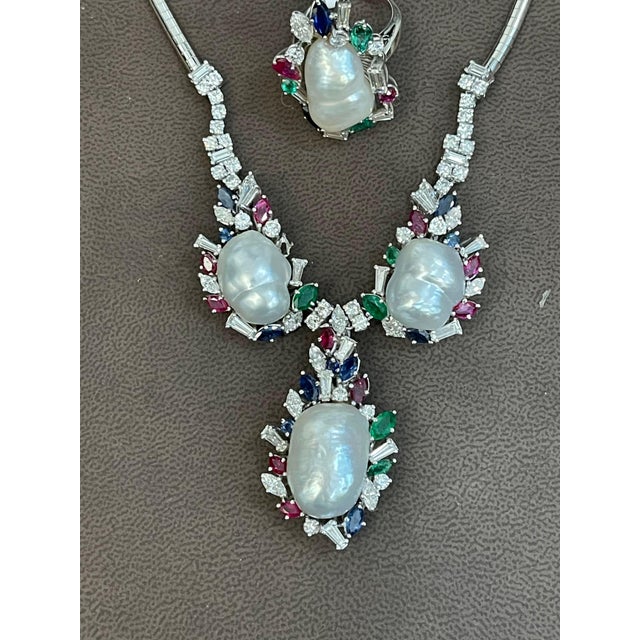 Emerald Ruby Sapphire Diamond Pearl Necklace Set in 18 Karat Gold For Sale In New York - Image 6 of 18