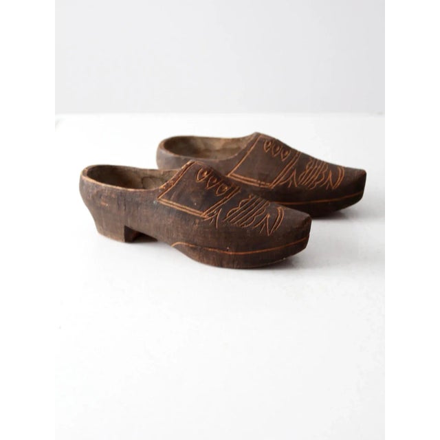 Mid 19th Century Antique Carved Wooden Clogs Pair For Sale - Image 5 of 9