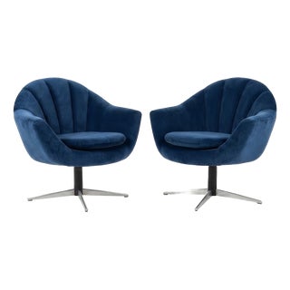 Vintage Hungarian Shell Swivel Lounge Cairs in Blue Velvet with Star Bases, 1970s, Set of 2 For Sale