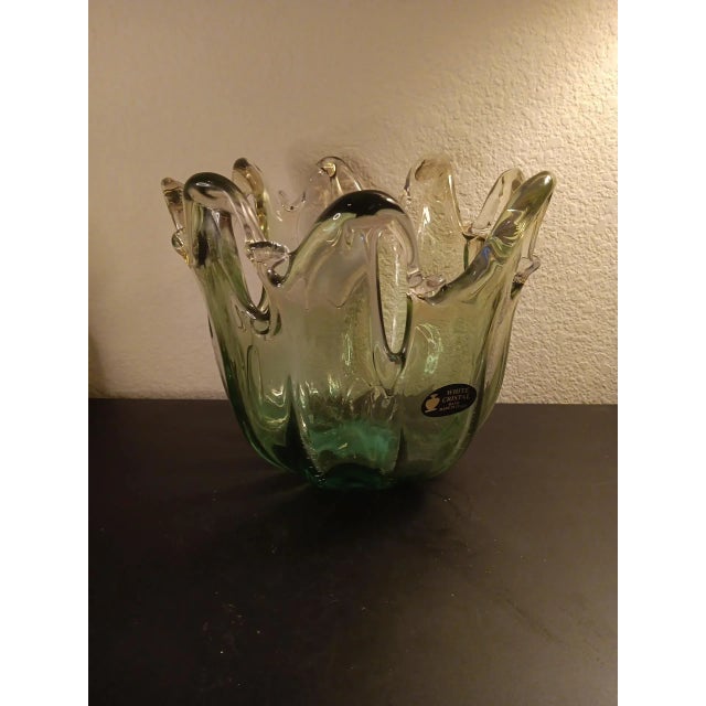 1980s 1980s White Murano Italy Green Freeform Vase For Sale - Image 5 of 6