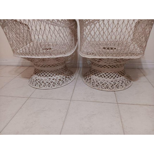 Vintage Russell Woodard Woven Spun Fiberglass Outdoor Chair Set of 2 For Sale In Naples, FL - Image 6 of 7