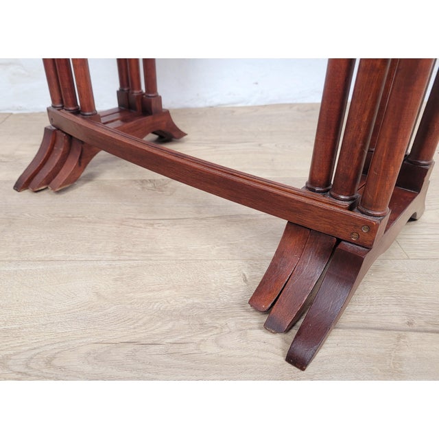 Victorian Nesting Tables in Mahogany, 1880, Set of 3 For Sale - Image 11 of 18