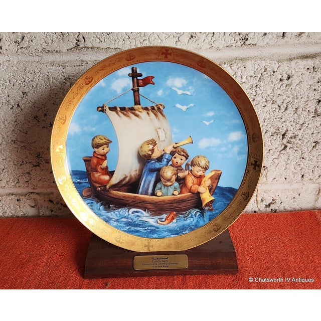 Ceramic Vintage Hummel Collectors Plate ~ "Land in Sight" Danbury Mint ~ Columbus' Voyage W/ Stand For Sale - Image 7 of 7