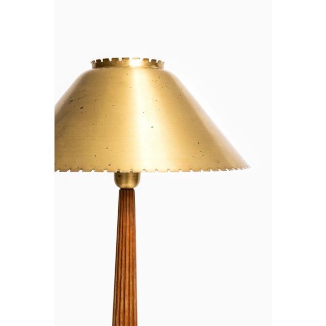 Scandinavian Modern Beech and Brass Table Lamp by Hans Bergström, 1950s For Sale - Image 12 of 13