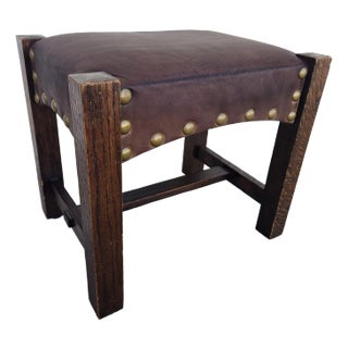 Early 20th Century Stickley Mission Style Leather and Wood Footstool For Sale