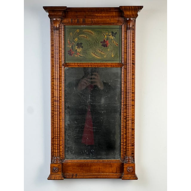 This fine antique Federal Period mirror dates to around 1820 and is a wonderful example of the elegance and craftsmanship...