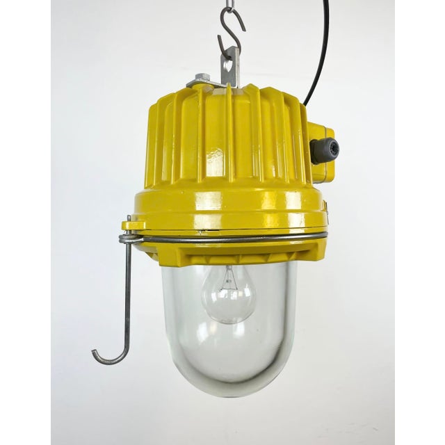 Metal Industrial Yellow Explosion Proof Lamp from Elektrosvit, 1990s For Sale - Image 7 of 16