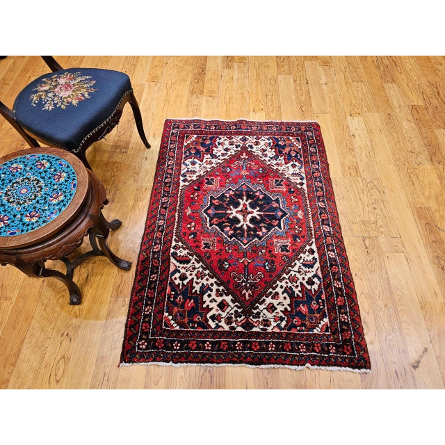Textile Vintage Heriz Rug, Hand-Knotted Wool, Geometric Medallion Pattern, Red & Ivory, 3x5 For Sale - Image 7 of 17