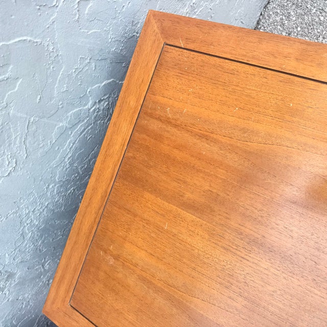 Brown Taiwanese Walnut Cubic Side Tables/Nighstands by Ricardo Lynn - A Pair For Sale - Image 8 of 12