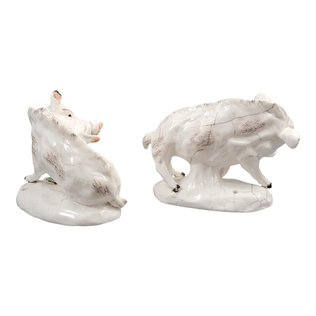 Early Porcelain Model B1 Pair of Wild Boars from Derby, 1755, Set of 2 For Sale - Image 4 of 12