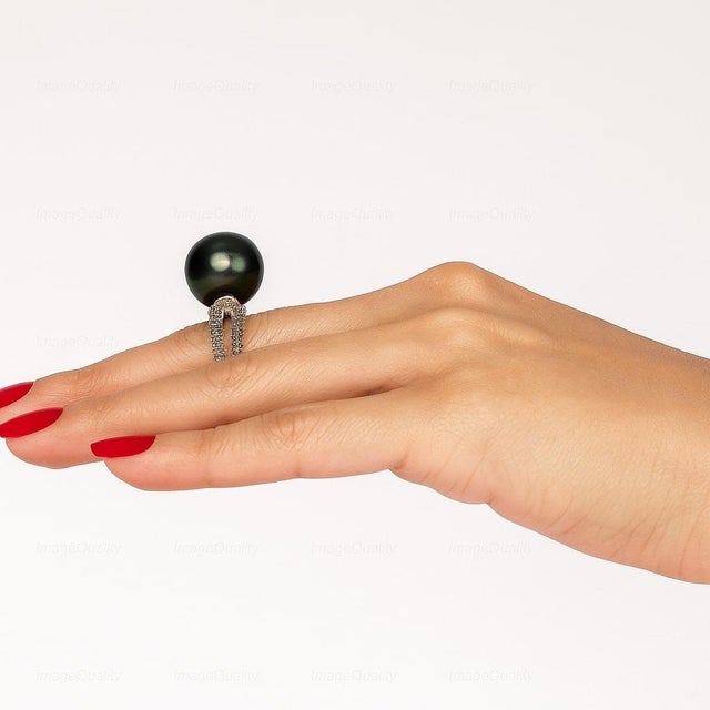 Blue Bochic “Orient” Vintage South Sea Pearl & Blue Sapphire Ring Set 18K Gold & Silver For Sale - Image 8 of 9