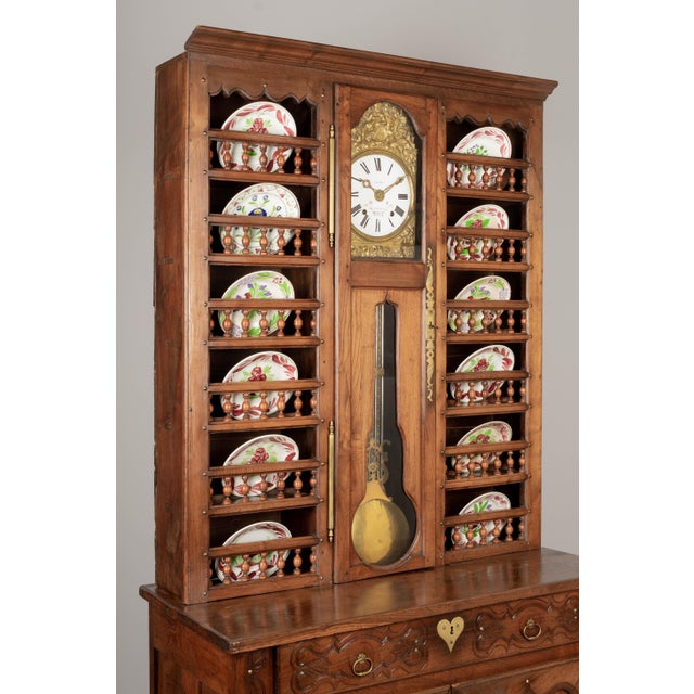 French Country 19th Century French Brittany Vaisselier With a Morbier Clock For Sale - Image 3 of 12