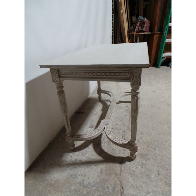 1910s Swedish Gustavian Style Island Table For Sale - Image 5 of 12