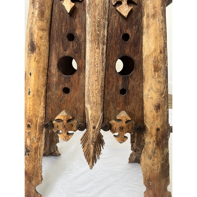 Early 20th Century Antique Palm Frond Folk Tramp Art Rectangular Side Table With Shelf For Sale - Image 10 of 12