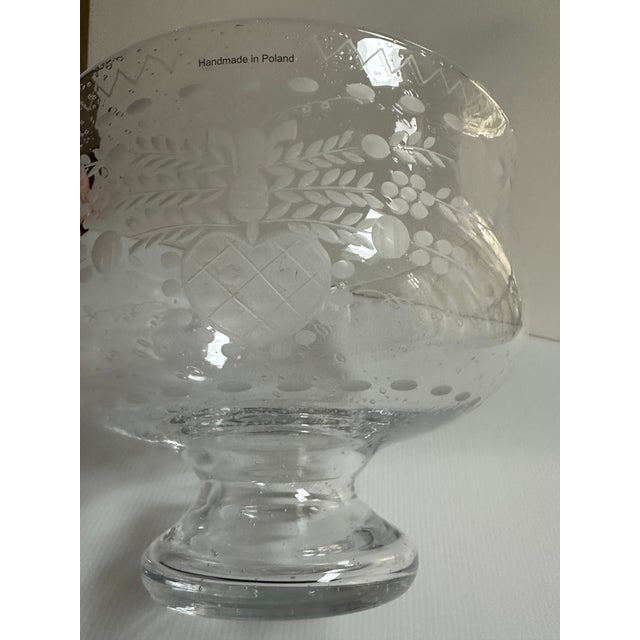 Glass Oscar De La Renta-Miles Redd Large Heart Etched Footed Handmade Glass Bowl For Sale - Image 7 of 15