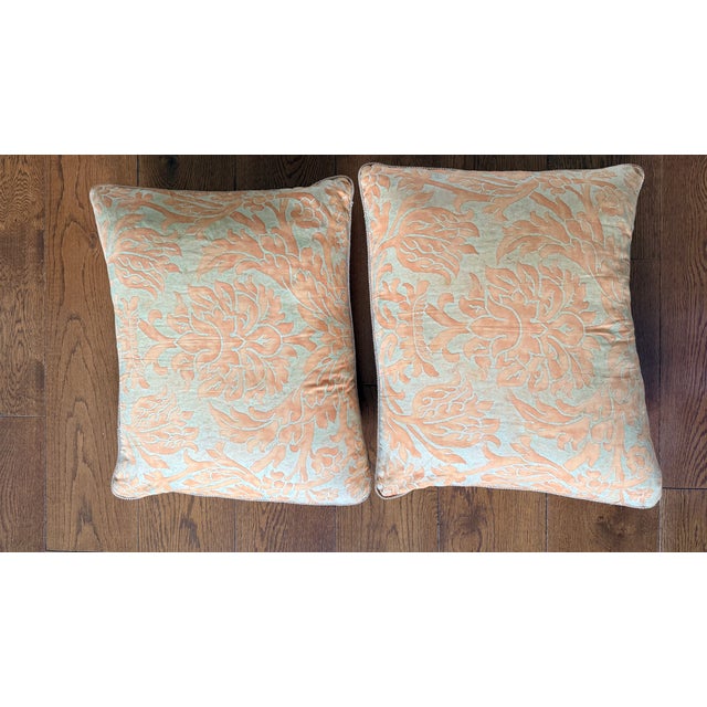 Fortuny Italian Designer Mariano Fortuny Moresco Rust/Gold Feather/Down Pillow Pair For Sale - Image 4 of 5
