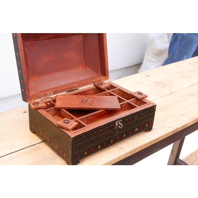 Vintage Painted Nomad Trinket Box For Sale In Los Angeles - Image 6 of 7
