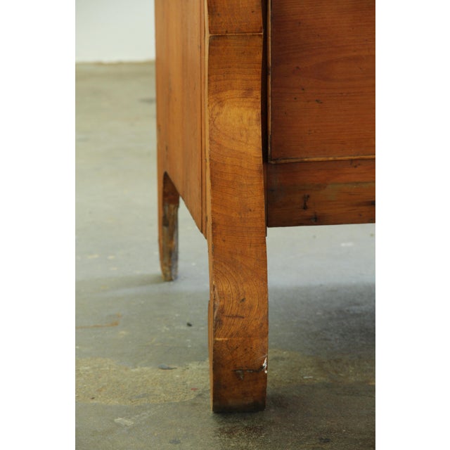 Antique 19th Century Provençal Sculptural Commode in Pine Wood, Denmark, 1850s For Sale - Image 10 of 18