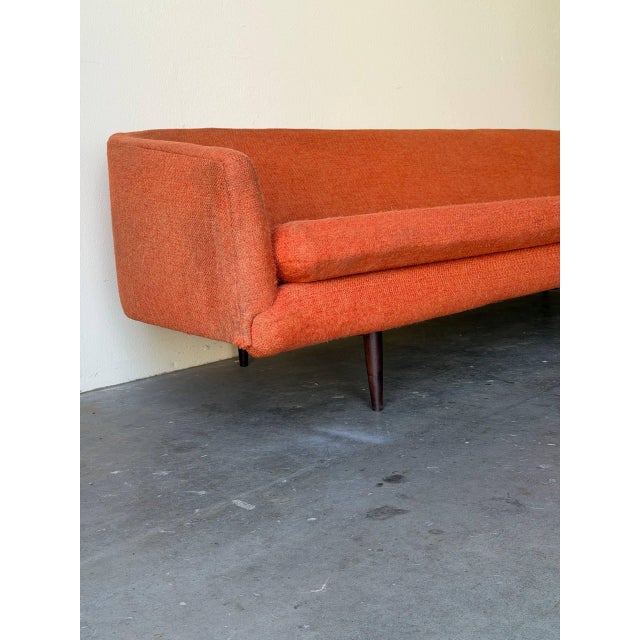 Mid 20th Century Cloud Sofa in Style of Adrian Pearsal – Mid Century Modern Curved Lounge Couch For Sale - Image 5 of 9