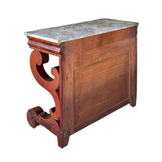 1830s American Classical Pier Table in Mahogany Attributed to Meeks For Sale - Image 12 of 12