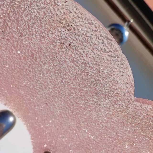 Vintage Pop Art Flower-Shaped Pendant in Resin For Sale - Image 3 of 6