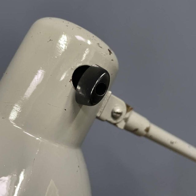 Light Gray Model 971 Kandem Table Lamp For Sale - Image 10 of 18