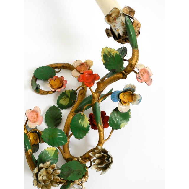 Floral Wall Lamps in Metal with Hand-Painted Details, Italy, 1950s, Set of 2 For Sale - Image 9 of 17