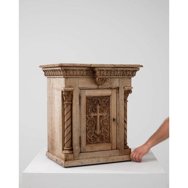 Traditional 19th Century Belgian Bleached Oak Box For Sale - Image 3 of 18