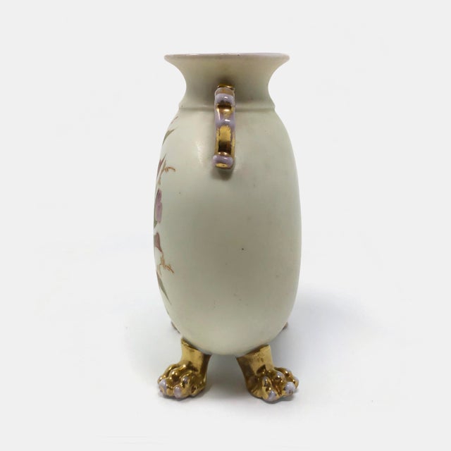 Traditional Royal Rudolstadt German Porcelain Vase With Claw Feet For Sale - Image 3 of 6