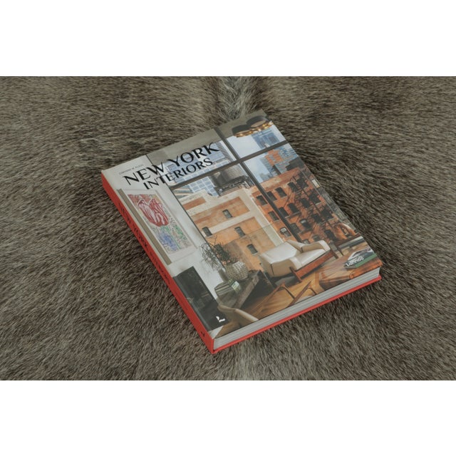 Black Rug & Kilim’s Contemporary Cowhide Rug in Ombre Gray & Black Tones For Sale - Image 8 of 9