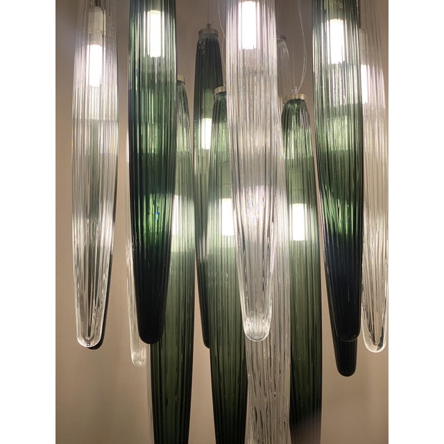 Contemporary Luxury Italian Green "Swords" Murano Glass Cascade by Simoeng For Sale - Image 6 of 7