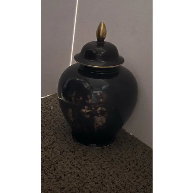 Mid-Century German Goebel Porzellan Black Urn With Rembrandt Night Watch Moti For Sale - Image 10 of 10