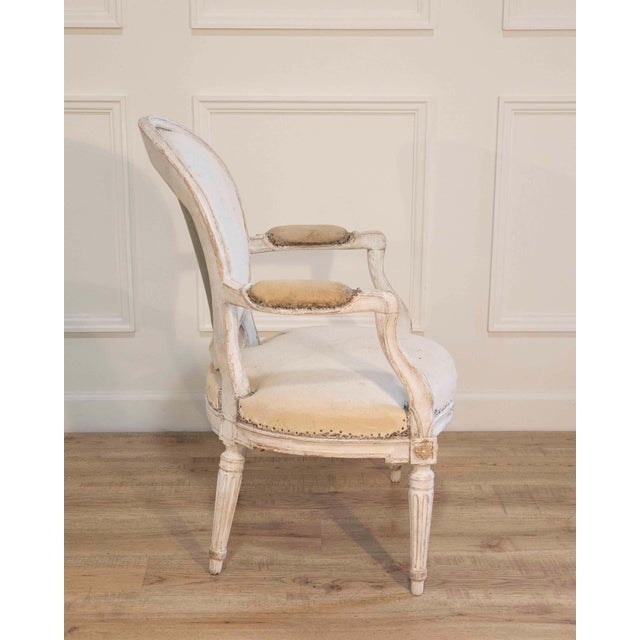 18th Century Set of Four Louis XVI Painted Armchairs, France, circa 1770–1780 For Sale - Image 5 of 10